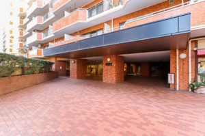 【エントランス】 | 2025年12月1日撮影