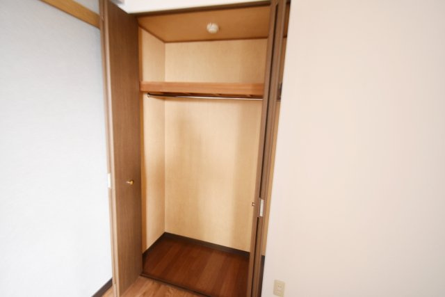 ウエストフィールド里中の収納