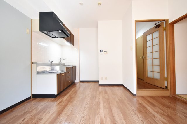 ウエストフィールド里中の居間・リビング