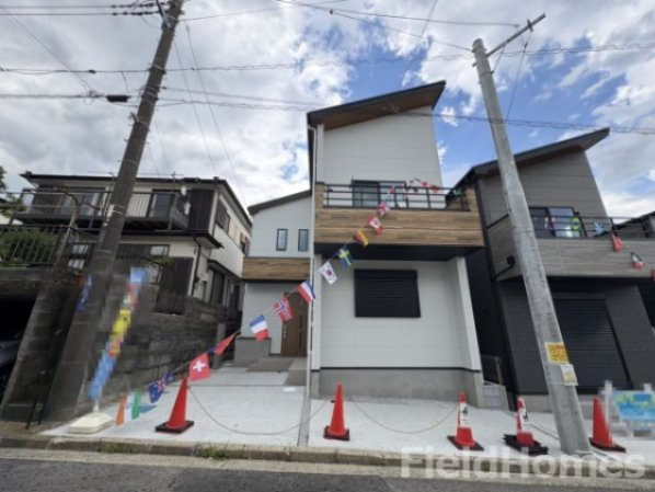 伊勢原市高森2丁目新築戸建て　第3-1号棟