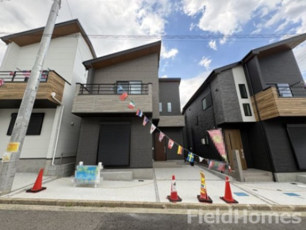 伊勢原市高森2丁目新築戸建て　第3-2号棟