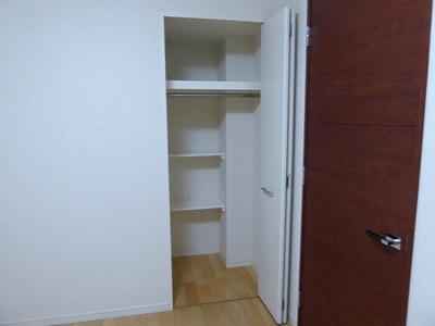 【収納】 | ライオンズマンション馬込マークヒルズ | クロゼット　※2014年7月撮影