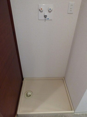 【設備】 | ライオンズマンション馬込マークヒルズ | 室内洗濯機置場　※2014年7月撮影