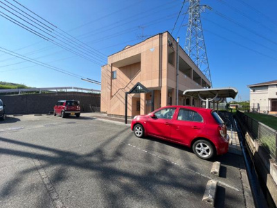 【外観】 | ヌーベルバーグ | 外観写真（昼）