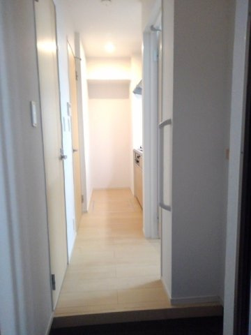 グランディア　矢田の玄関