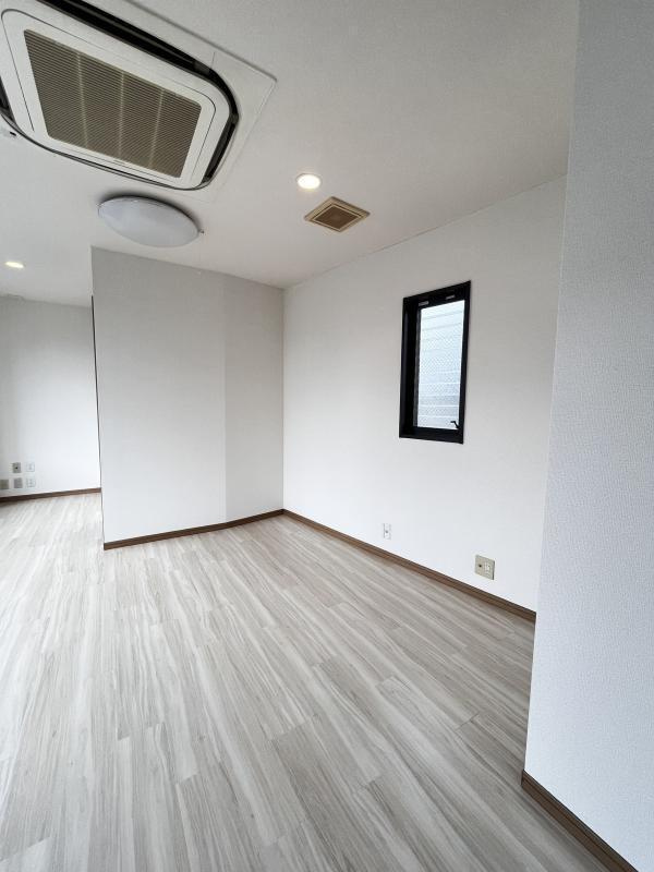 下山ビルの内装|その他、部屋スペース