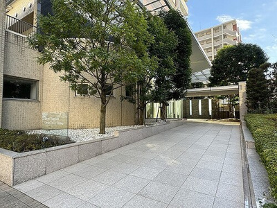 【エントランス】 | ライオンズマンションコスタ・タワー浦和 | エントランス　※前回募集時2023年12月撮影