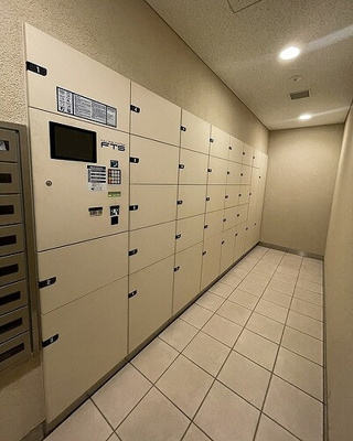 【設備】 | ライオンズマンションコスタ・タワー浦和 | 宅配BOX　※前回募集時2023年12月撮影