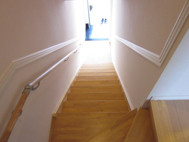 メイホウ・ガーデンのその他|階段