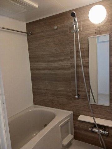 プラージュの浴室