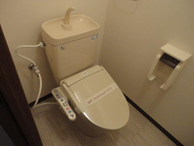 プレジールＢのトイレ|シャワー付トイレ（イメージ）