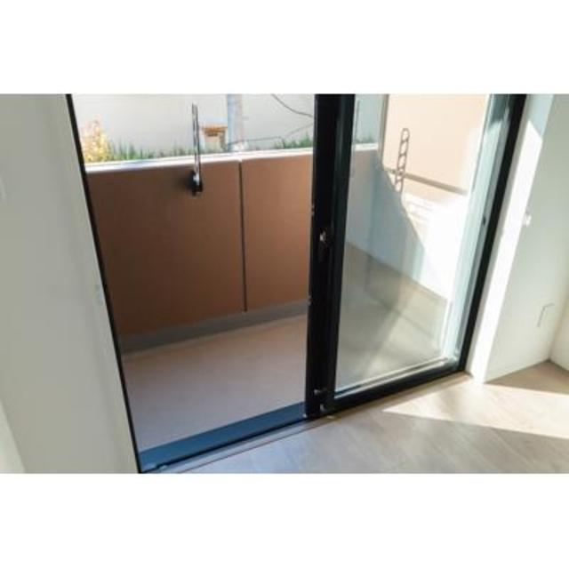 ファレール笹塚のバルコニー|※写真は同タイプ住戸です。
