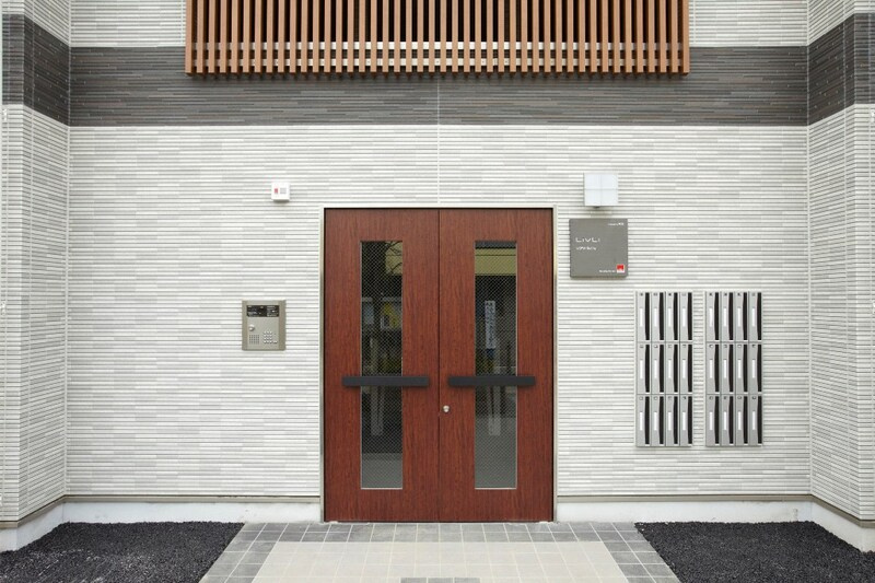 リブリ・Sunnyのエントランス