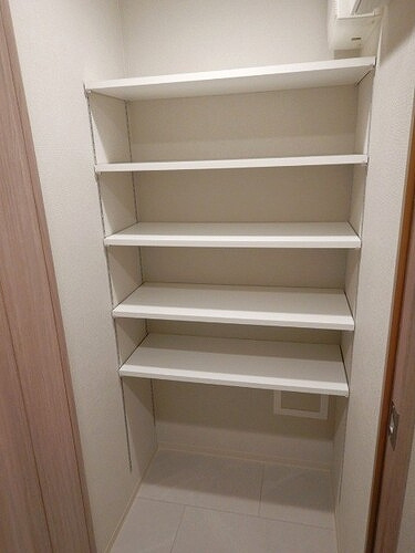 ザ・ライオンズ札幌植物園ＹＡＹＯＩ　ＧＡＲＤＥＮＳの玄関|シューズクローク