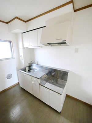 【キッチン】サンテラスウエハラ２号棟