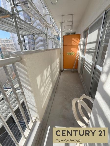 千島第1コーポ2号棟のバルコニー