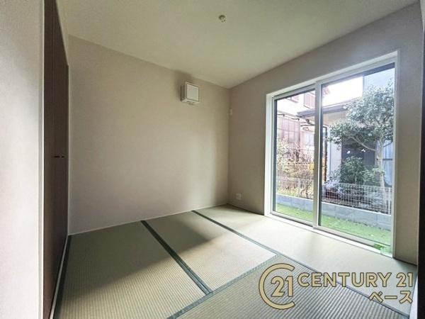 リナージュ萩の台 ／新築一戸建の内観：施工例|■広々としたＷＣＬを完備！大きな荷物も楽々収納！■