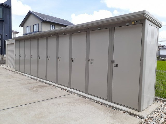 タカオカ・シュロスの設備