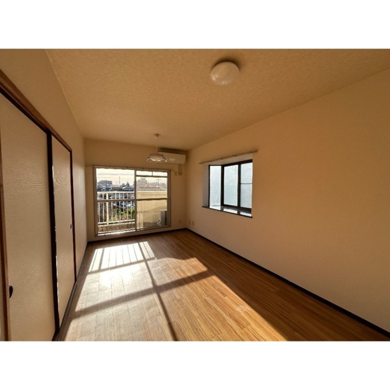 【居間・リビング】 | 信栄マンション