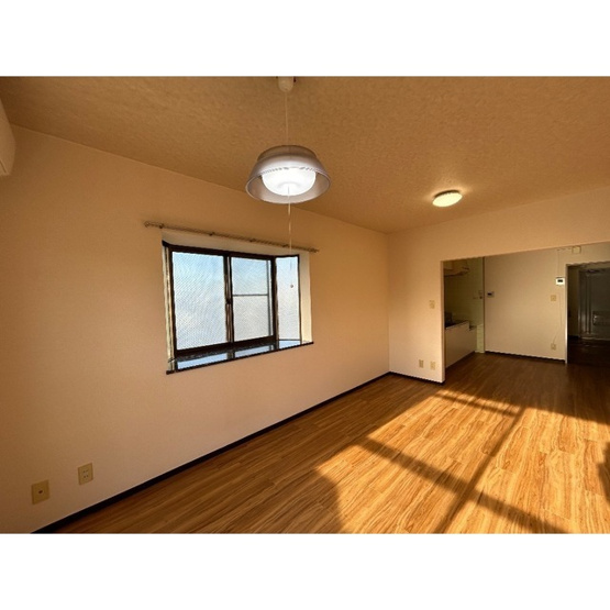 【居間・リビング】 | 信栄マンション