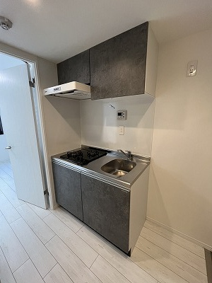 【キッチン】 | CRYSTAL STAGE
