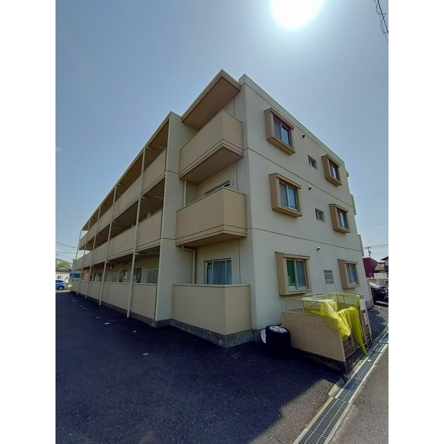 各務原市那加太平町１丁目のアパート