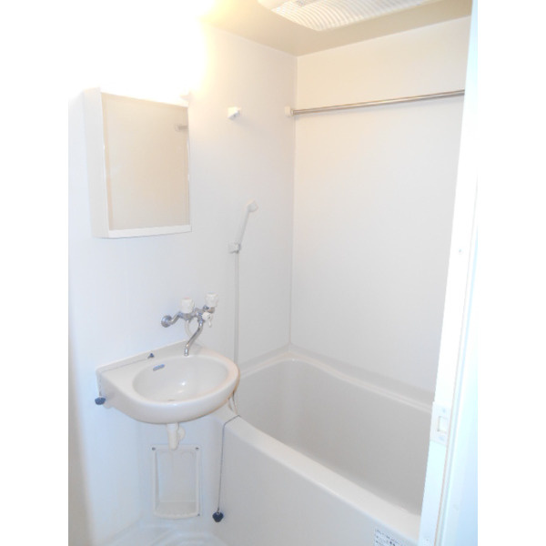 カーサ・エスパシオの浴室|浴室乾燥機付き