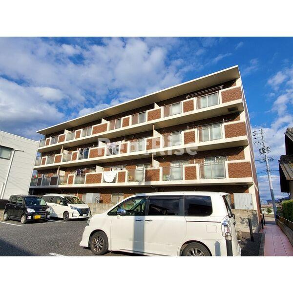 エデンIIの外観