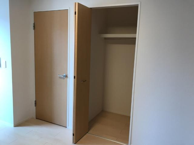 ゴールデンハイム水野の収納|クローゼット（イメージ）