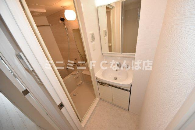 エスリード難波ザ・ブライトの洗面所