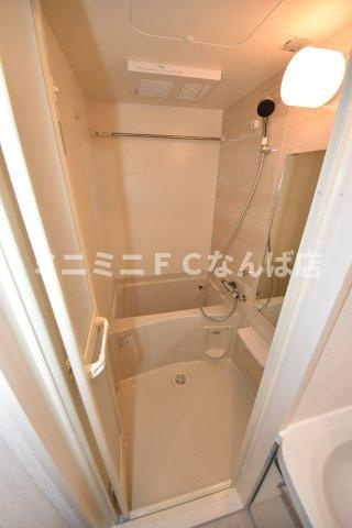 エスリード難波ザ・ブライトの浴室