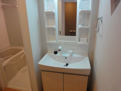 【独立洗面台】 | マルベリーガーデン | 脱衣所