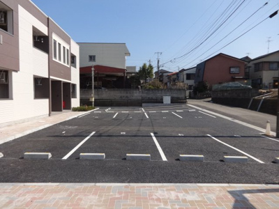 【駐車場】 | グランヒル | 外観写真（昼）