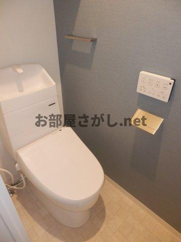ユリカロゼAZ西台のトイレ
