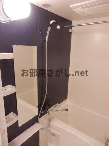 ユリカロゼAZ西台の浴室