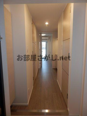 ユリカロゼAZ西台の玄関