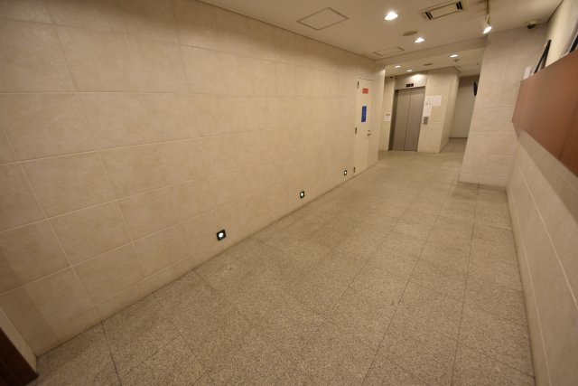 南堀江プライマリーワンのエントランス