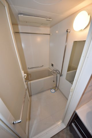 南堀江プライマリーワンの浴室