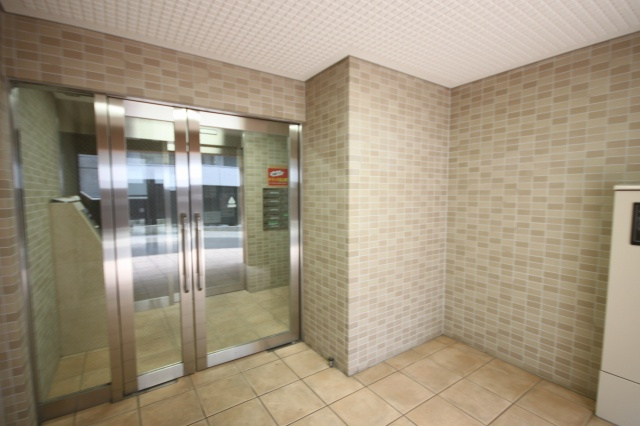 【エントランス】