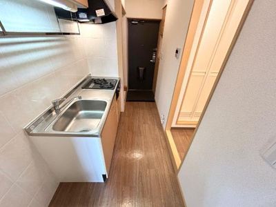 【内装】 | LEGACY学園前 | 廊下