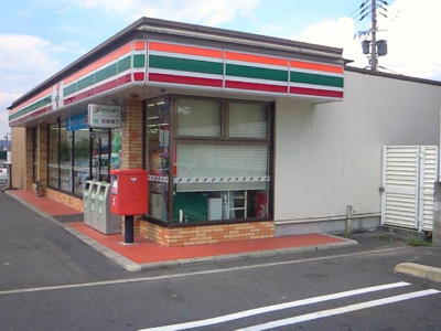 【周辺】 | カサファミリア | セブンイレブン木津州見台1丁目店まで458ｍ