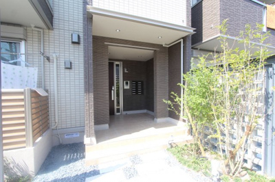 【エントランス】 | ルシア