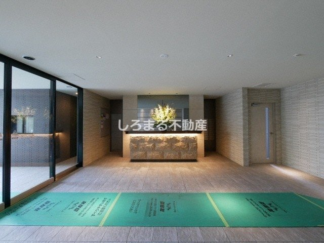 エスリードレジデンス弁天町グランデのエントランス