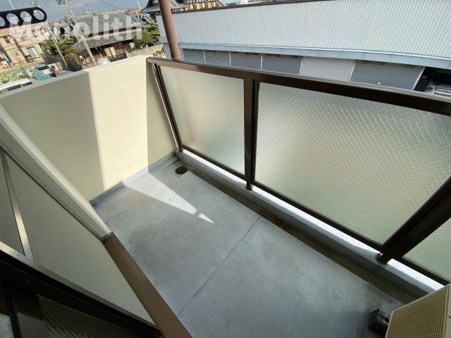 ファーストパレスのバルコニー