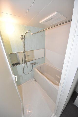 ポローニア立花通りの浴室