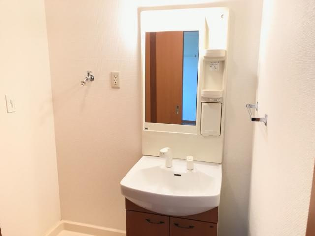 ウィズ宇頭の洗面所|洗髪洗面化粧台