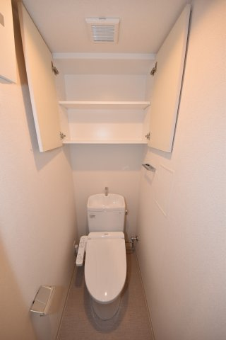 スプランディッド難波ウエストのトイレ