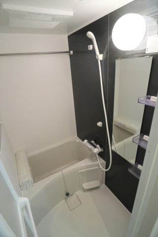 ベイルーム妙蓮寺の浴室