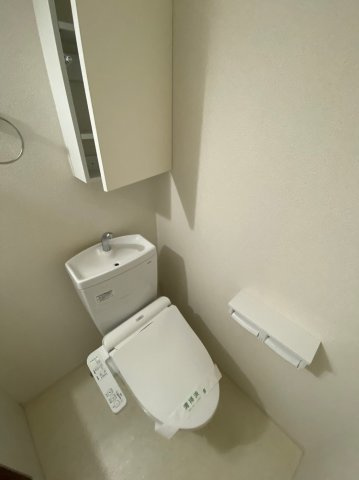 ベイルーム妙蓮寺のトイレ