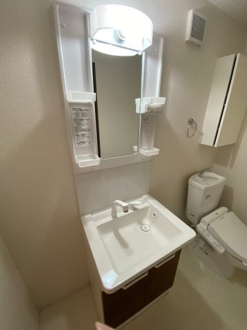 ベイルーム妙蓮寺の独立洗面台